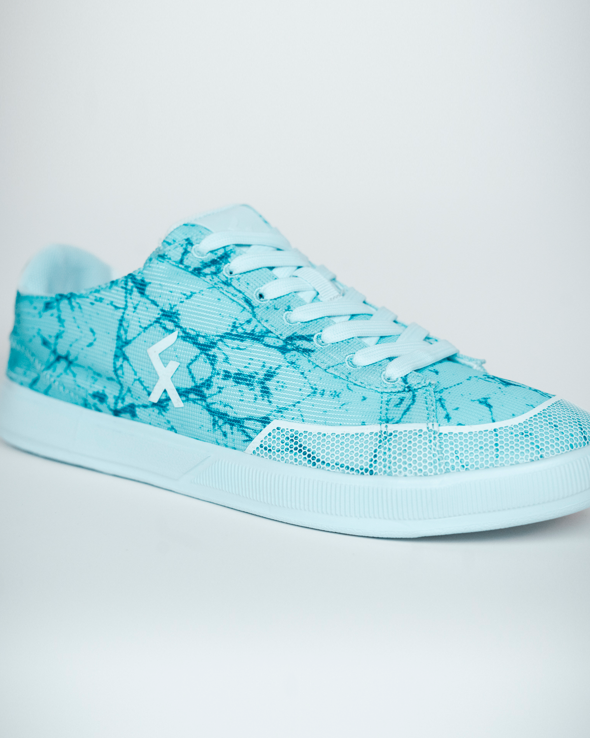 Explore U - Cracked ice freestyle football shoes