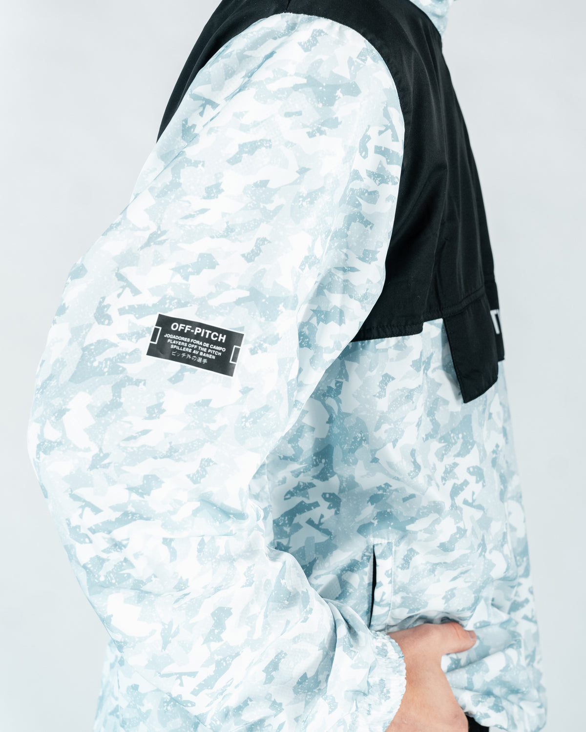 White Noise Camo Windbreaker - EA Sports