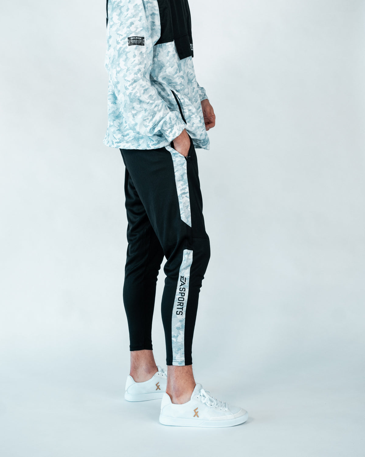 White Noise Camo-Hose - EA Sports