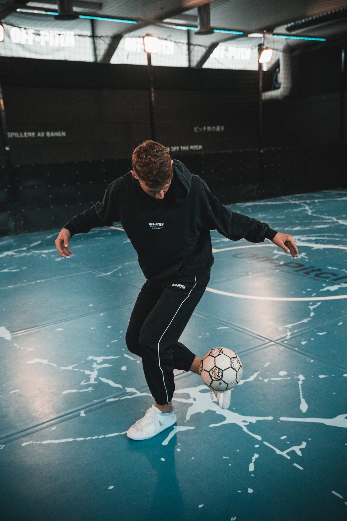 Players off the pitch hoodie - acid washed