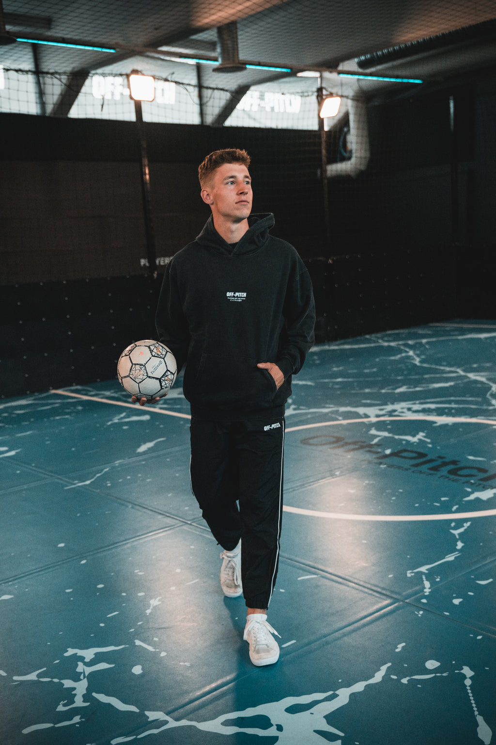 Players off the pitch hoodie - acid washed